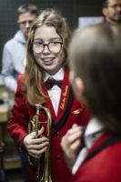 Reportage autour du ‘’Junior Slow Melody Contest ‘’ le samedi 27 janvier à Wiler dans le Lötschental. Il s’agit de la 20ème édition.Lea Fugnasesi remporte le concours de Soliste 2024 (©Louis Dasselborne).