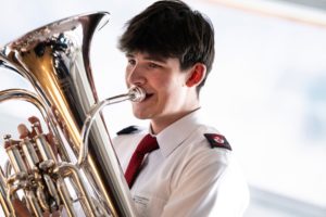 Image d’illustration de la 22ᵉ édition du Junior Slow Melody Contest, qui réunit 340 solistes en compétition dans les différentes catégories . Cette édition à lieu à Orsières dans différentes structures communales. Louis Bolis remporte cette édition 2026. ©Louis Dasselborne